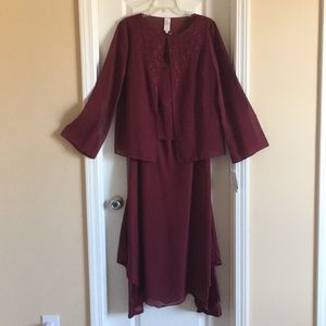 Studio 2 piece burgundy dress